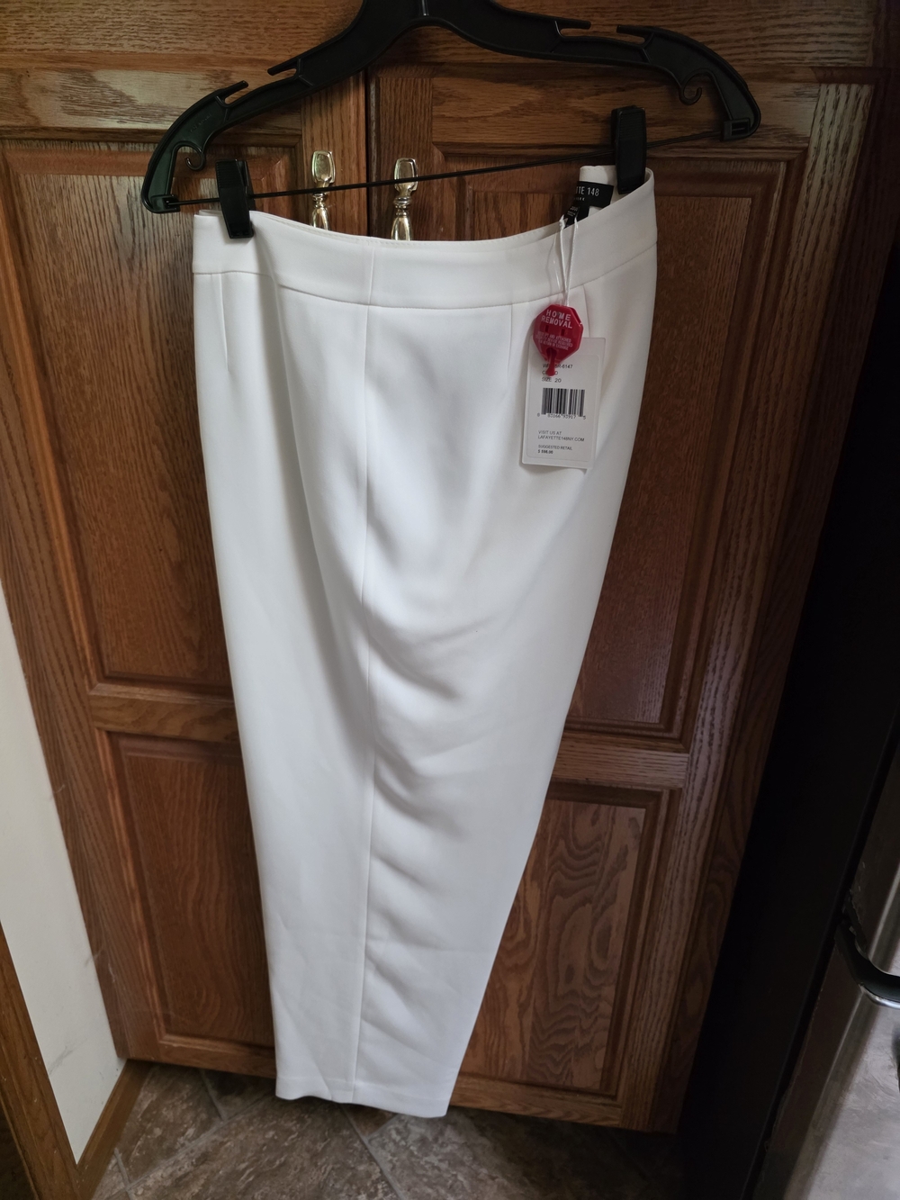 Lafayette 148 New York White Tailored Capri Pants